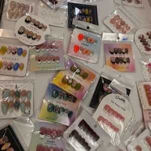 Handmade press on nails size M and L